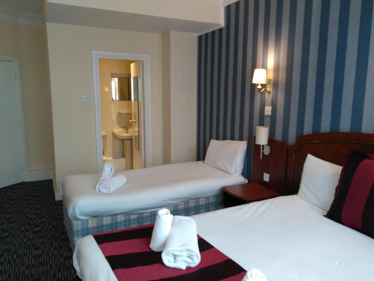 The Crown 2* Stoke-on-Trent